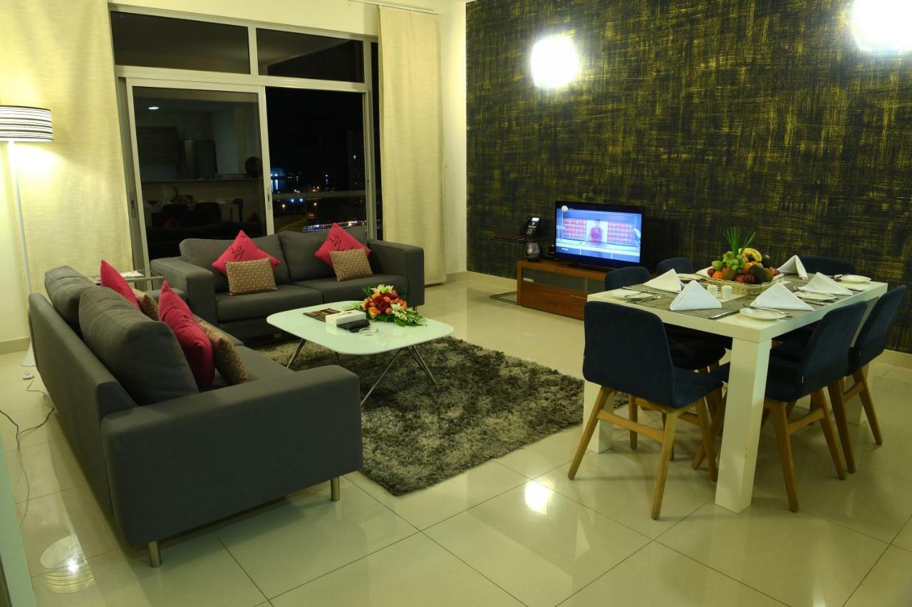 Gulf Suites Hotel Amwaj Manama Dış mekan fotoğraf