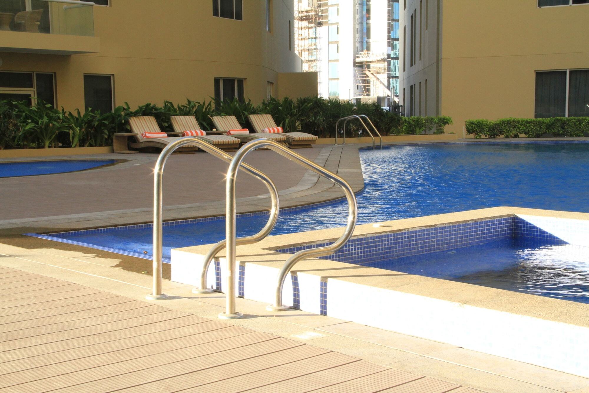 Gulf Suites Hotel Amwaj Manama Dış mekan fotoğraf